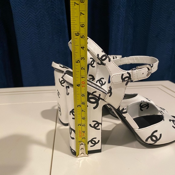 Chanel Logo Heel Sandal Open Toe CC Platform - Picture 7 of 8